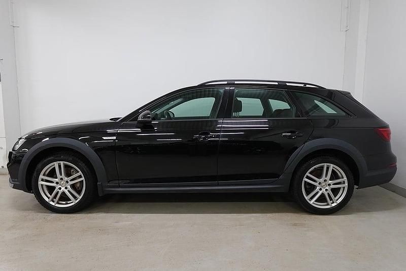 Begagnad Audi A4 Allroad Comfort 190 HK (139 kW) 2018 Svart Kombi