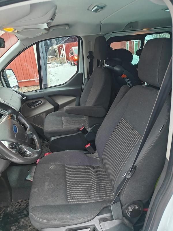 Begagnad Ford Transit Custom 125 HK (91 kW) 2015 Van