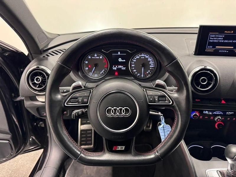 Begagnad Audi S3 Design 301 HK (221 kW) 2014 Svart Sedan