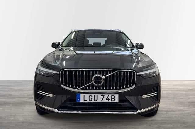 Begagnad Volvo XC60 252 HK (185 kW) 2023 Grå SUV