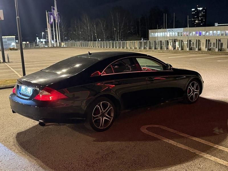 Begagnad Mercedes CLS350 292 HK (214 kW) 2008