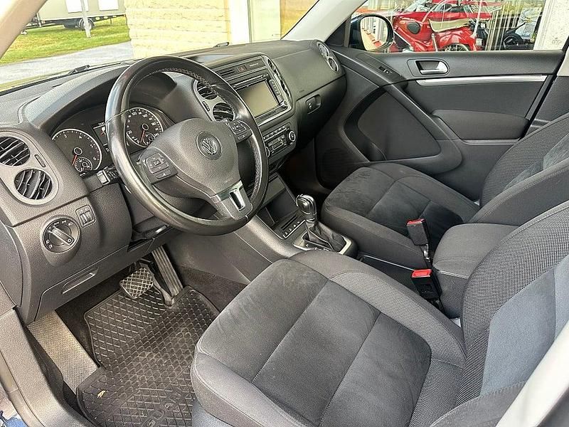 Begagnad VW Tiguan Sportline 177 HK (130 kW) 2013 Mörkblå SUV