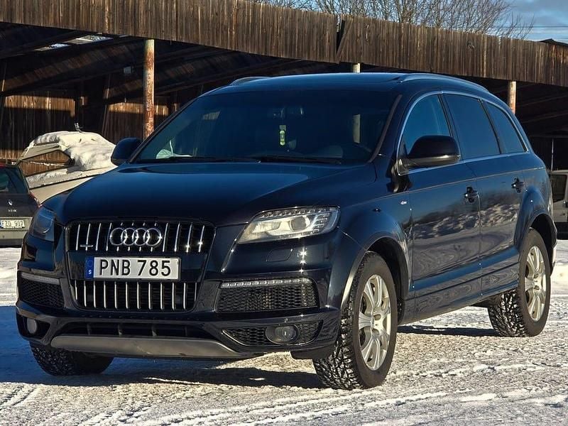 Grå Begagnad 2010 Audi Q7 S-Line SUV | 109 999 kr (Marknadspris) - Bild 1/4