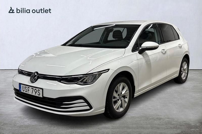 Vit Begagnad 2021 VW Golf VIII Halvkombi | 249 000 kr (Marknadspris) - Bild 1/4