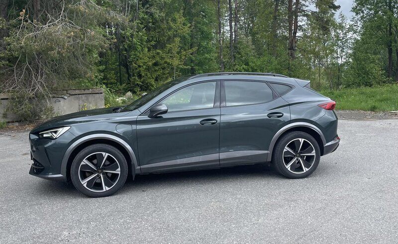Grön Begagnad 2021 Cupra Formentor SUV | 249 000 kr (Marknadspris) - Bild 1/4