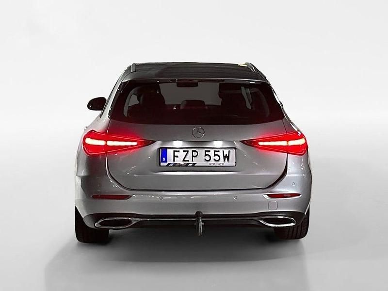 Begagnad Mercedes C200 Avantgarde 163 HK (119 kW) 2022 Silver Kombi
