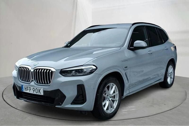 Grå Begagnad 2022 BMW X3 Shadowline SUV | 439 000 kr - Bild 1/4