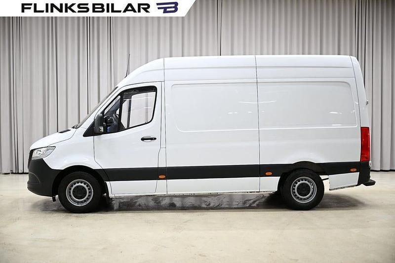 Vit Begagnad 2021 Mercedes Sprinter Van | 348 750 kr (Bra pris) - Bild 1/4