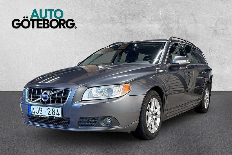Begagnad Volvo V70 Momentum 116 HK (85 kW) 2011 Grå Kombi