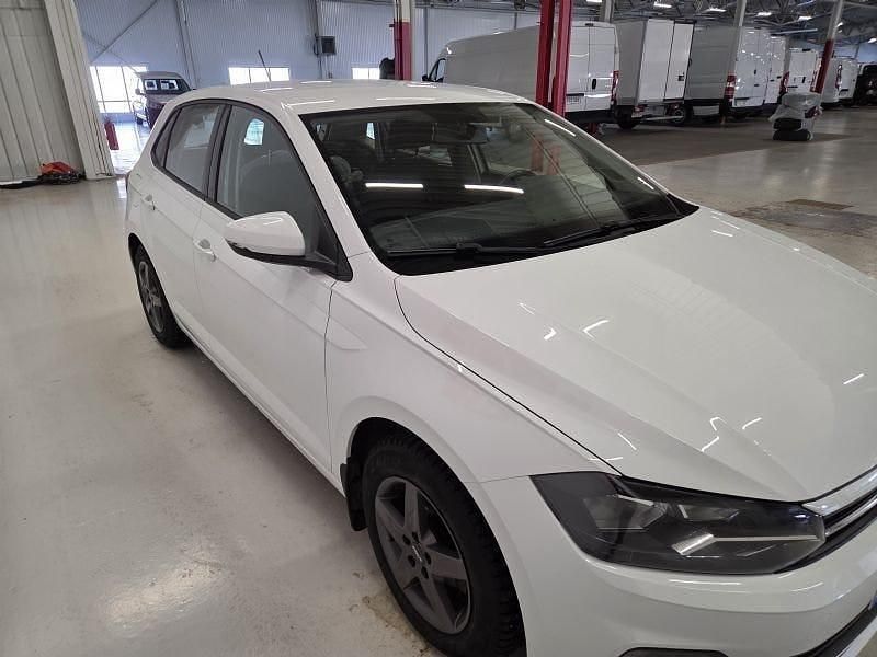 Begagnad VW Polo 95 HK (69 kW) 2018 Vit Halvkombi