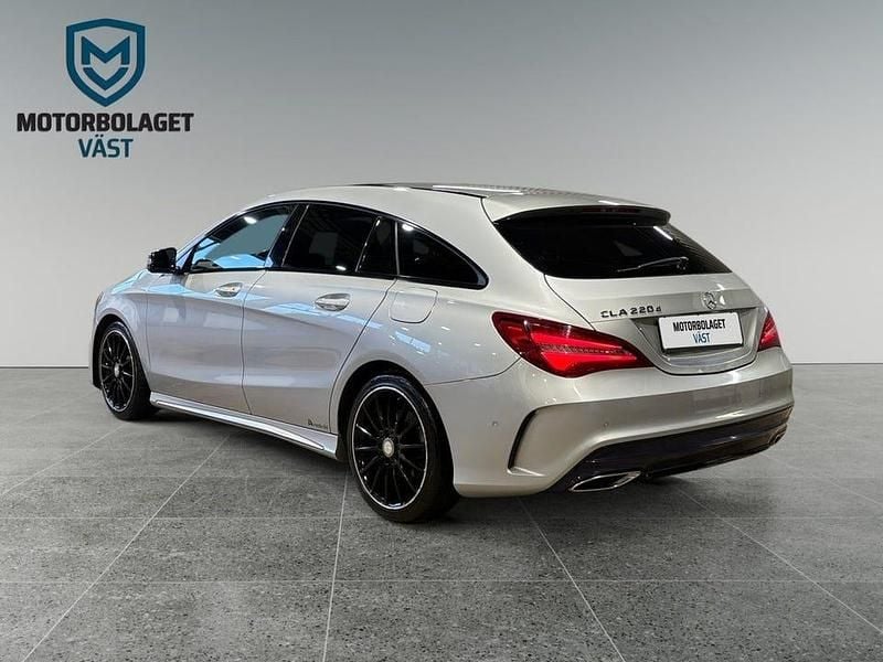 Begagnad Mercedes CLA220 Shooting Brake AMG 177 HK (130 kW) 2017 Silver Kombi