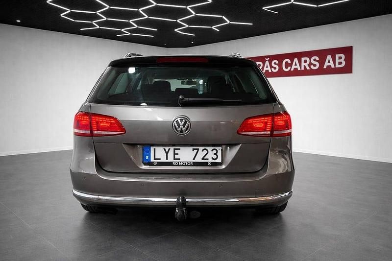 Begagnad VW Passat 170 HK (125 kW) 2011 Ljusbrun Kombi