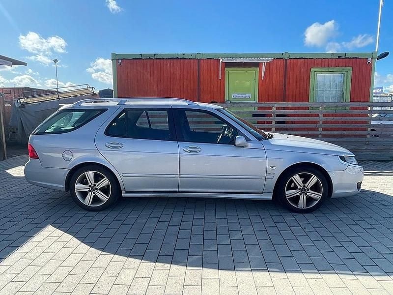 Begagnad Saab 9-5 Griffin 150 HK (110 kW) 2008 Grå Kombi