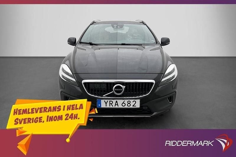 Begagnad Volvo V40 CC Plus 151 HK (111 kW) 2019 Svart Kombi
