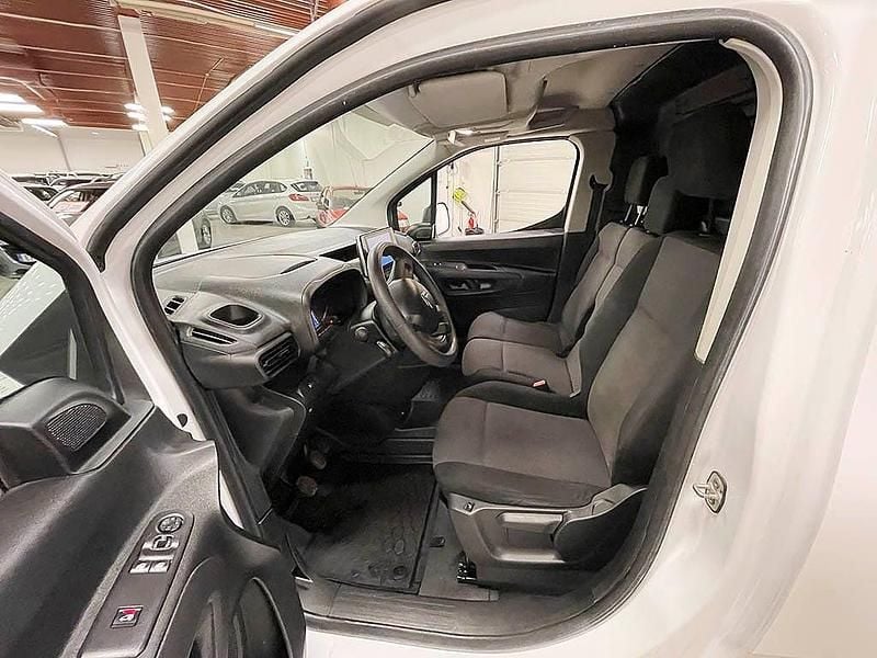 Begagnad Citroën Berlingo 131 HK (96 kW) 2019 Vit Minibuss