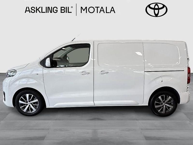Begagnad Toyota Proace 144 HK (105 kW) 2022 Vit Minibuss