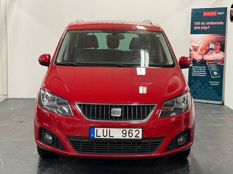 Begagnad Seat Alhambra Ecomotive 141 HK (103 kW) 2011 Röd Minibuss