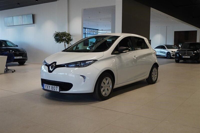 Begagnad Renault Zoe Life 68 kW (93 HK) 2018 Vit Halvkombi