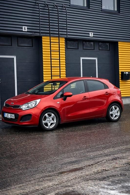 Begagnad Kia Rio 84 HK (61 kW) 2012