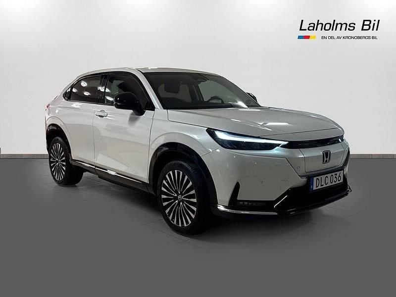 Begagnad Honda e:Ny1 Elegance 150 kW (204 HK) 2023 Vit SUV