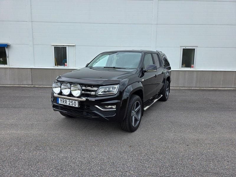 Svart Begagnad 2018 VW Amarok Highline Pickup | 299 900 kr (Bra pris) - Bild 1/4