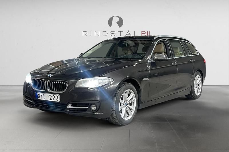 Brun Begagnad 2014 BMW 520 Kombi | 114 900 kr (Superpris) - Bild 1/3