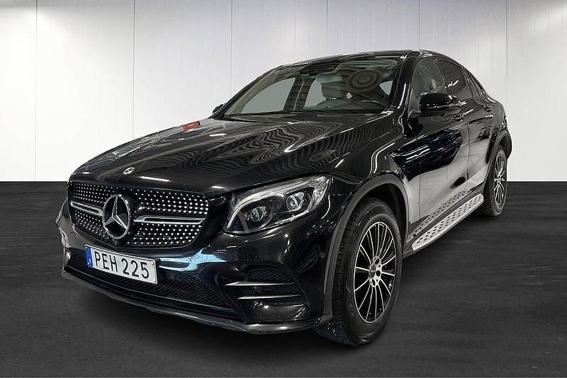 Svart Begagnad 2018 Mercedes GLC220 Sportkupé | 309 000 kr (Marknadspris) - Bild 1/4
