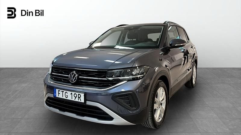Grå Begagnad 2025 VW T-Cross Life SUV | 269 900 kr (Lite dyr) - Bild 1/4
