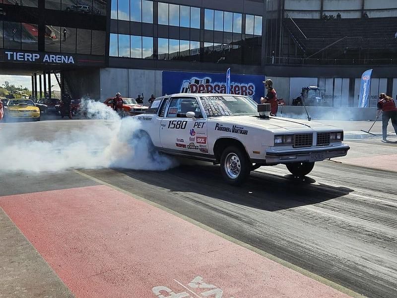 Begagnad 1980 Oldsmobile Cutlass | 185 000 kr - Bild 1/4