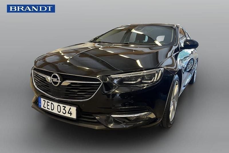 Svart Begagnad 2018 Opel Insignia Kombi | 189 900 kr (Marknadspris) - Bild 1/4