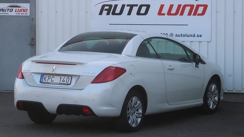 Begagnad Peugeot 308 156 HK (114 kW) 2010 Vit