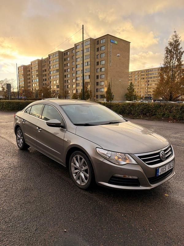 Begagnad VW Passat 160 HK (117 kW) 2010