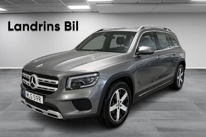 Mörkgrå Begagnad 2021 Mercedes GLB200 Edition SUV | 369 900 kr (Marknadspris) - Bild 1/4