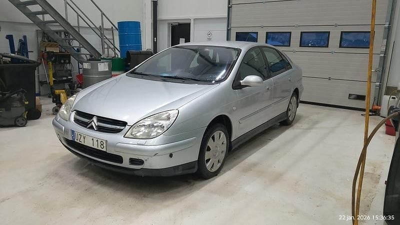 Begagnad Citroën C5 136 HK (100 kW) 2004 Halvkombi
