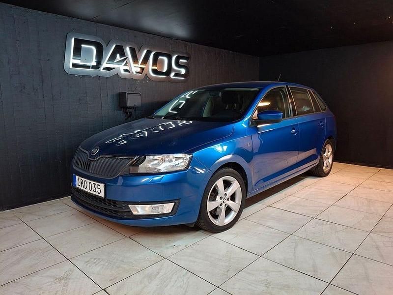 Blå Begagnad 2014 Skoda Rapid Halvkombi | 56 900 kr (Marknadspris) - Bild 1/4