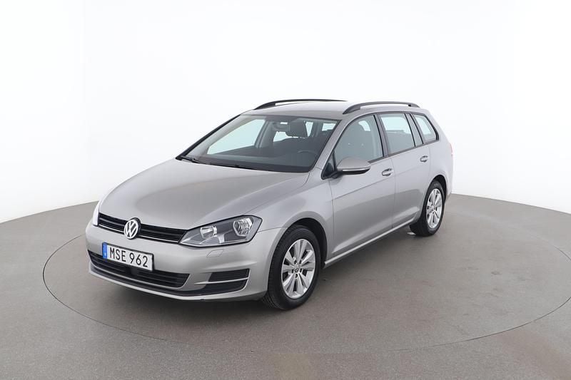 Silver Begagnad 2015 VW Golf VII Kombi | 81 000 kr (Bra pris) - Bild 1/4