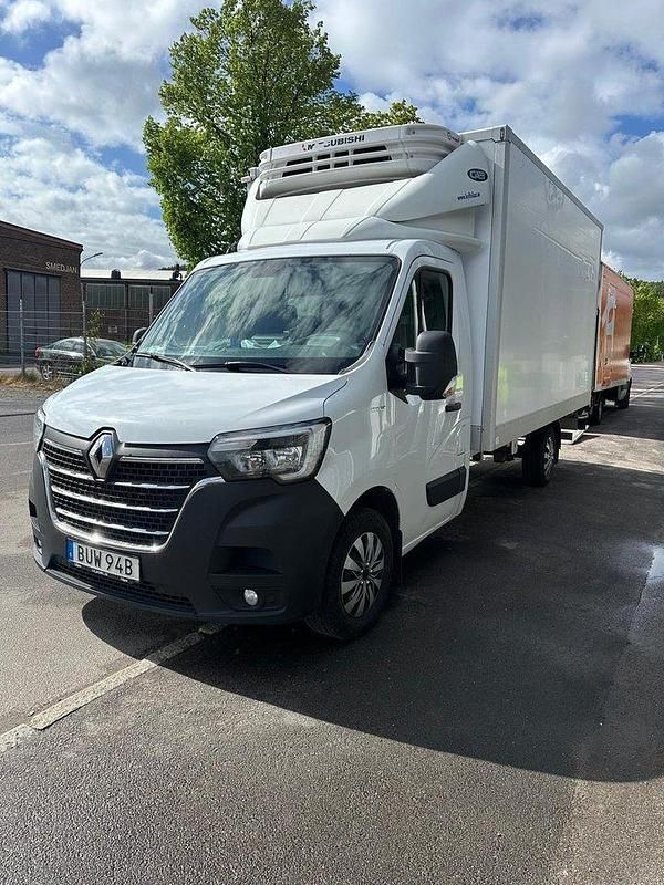Vit Begagnad 2021 Renault Master Van | 220 000 kr (Marknadspris) - Bild 1/4