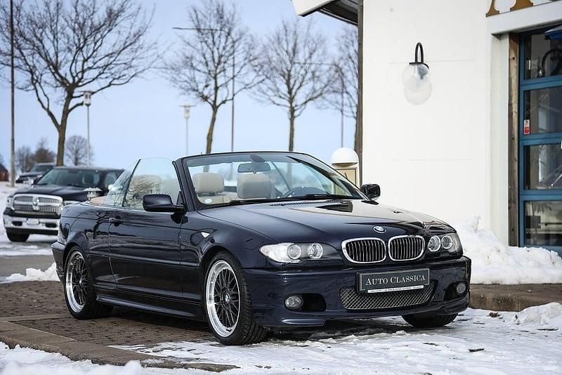 Begagnad BMW 330 231 HK (169 kW) 2004 Svart Cab