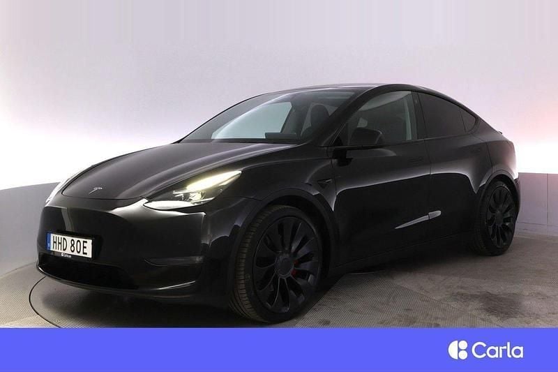 Svart Begagnad 2022 Tesla Model Y Performance SUV | 389 900 kr - Bild 1/4