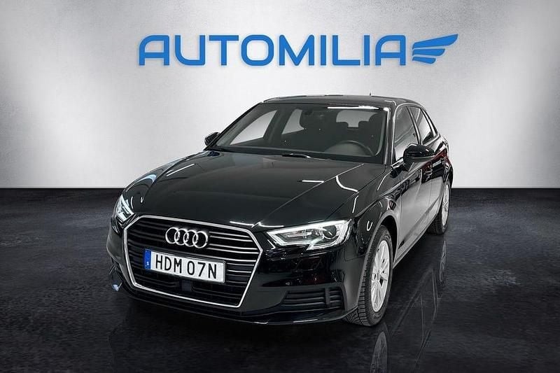 Svart Begagnad 2020 Audi A3 Comfort | 189 900 kr (Bra pris) - Bild 1/3