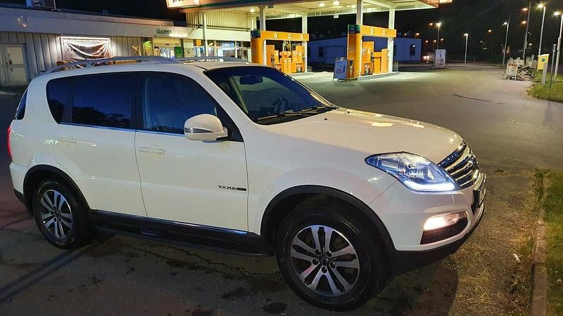 Vit Begagnad 2015 Kia Sorento SUV | 139 000 kr - Bild 1/4