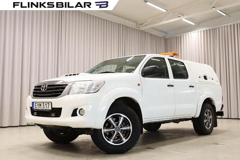 Vit Begagnad 2015 Toyota HiLux Pickup | 269 900 kr (Superpris) - Bild 1/4