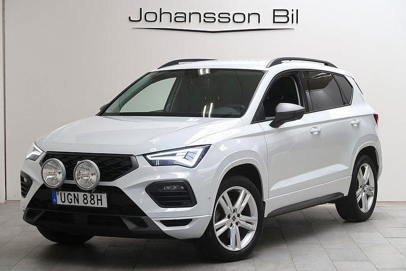 Vit Begagnad 2022 Seat Ateca 4Drive SUV | 319 900 kr (Dyr) - Bild 1/4