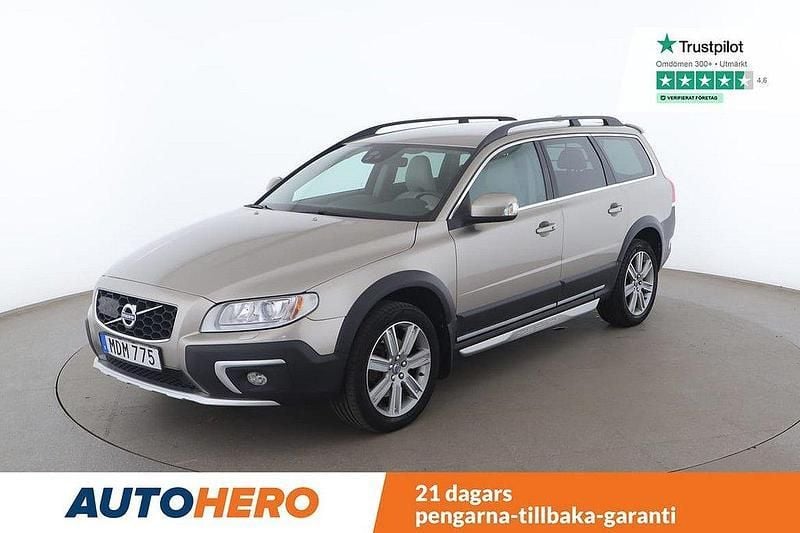 Ljusbrun Begagnad 2015 Volvo XC70 Summum SUV | 229 000 kr (Marknadspris) - Bild 1/4