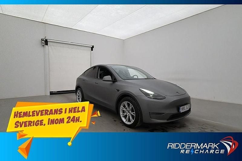 Begagnad Tesla Model Y Long Range AWD 378 kW (514 HK) 2023 Vit SUV