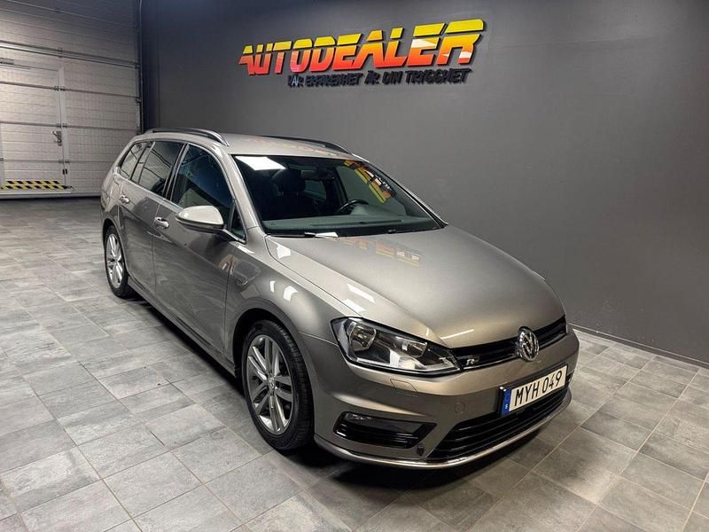 Grå Begagnad 2016 VW Golf VII GT Kombi | 149 900 kr (Marknadspris) - Bild 1/4