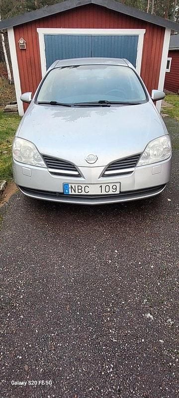 Silver Begagnad 2007 Nissan Primera Halvkombi | 15 000 kr (Marknadspris) - Bild 1/4