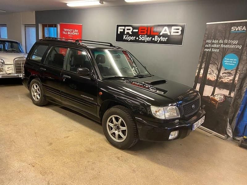 Svart Begagnad 2001 Subaru Forester SUV | 22 900 kr - Bild 1/4