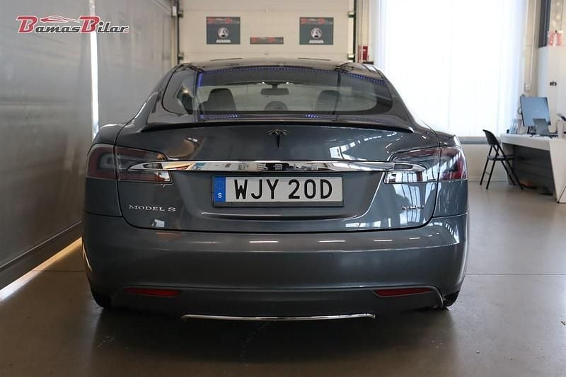 Begagnad Tesla Model S 310 kW (422 HK) 2013 Grå Halvkombi