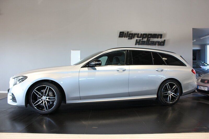Silver Begagnad 2016 Mercedes E220 AMG line Kombi | 254 900 kr (Lite dyr) - Bild 1/3